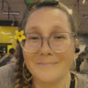 Meet your Posher, Simone